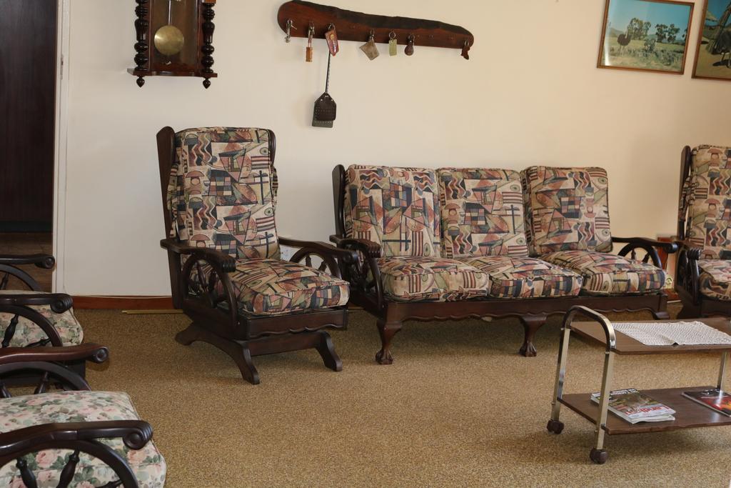 Grysbok Self Catering Accommodation オーツホーン エクステリア 写真